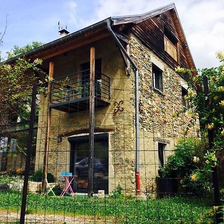 Grand Studio Au Calme A La Campagne, Tout Pres De La Ville !!! Venon  Kültér fotó